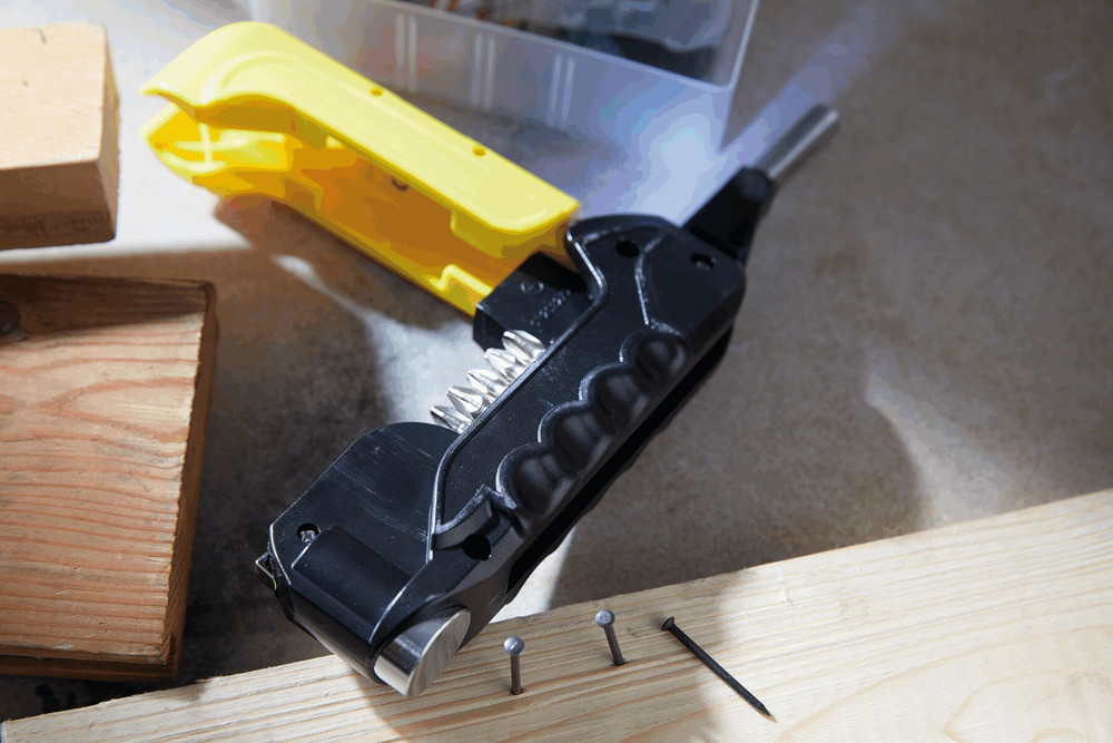 17-delig multitool HINGED