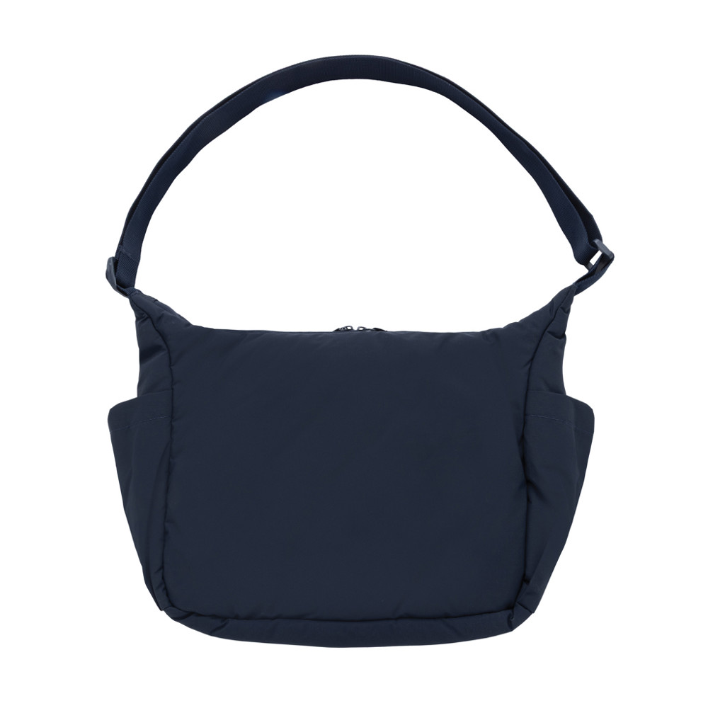 KENTO URBAN RCS gerecyclede nylon gewatteerde schoudertas