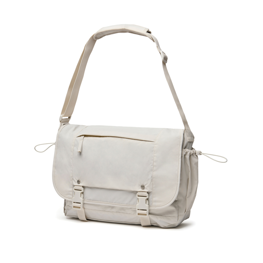 KENTO URBAN RCS recycled nylon 15.6 inch Messenger