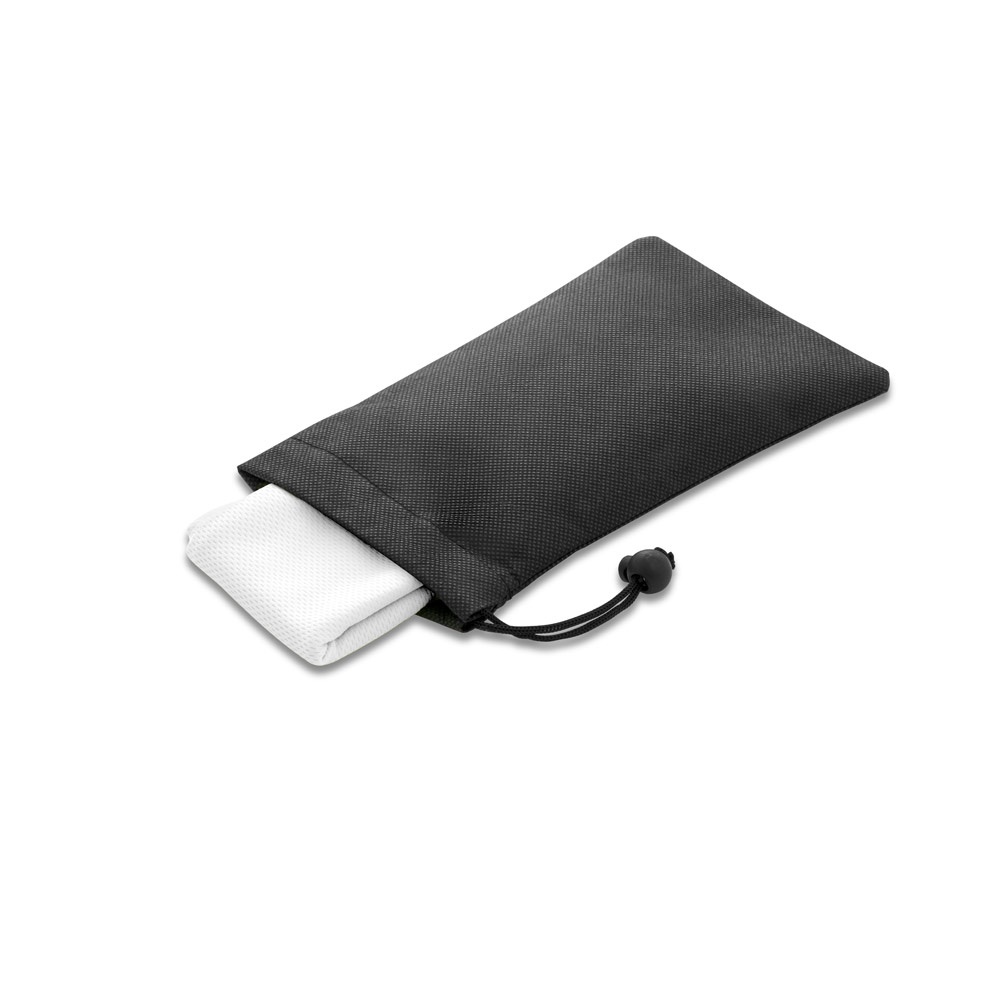 BERNAL. Gerecycled polyester (100% rPET) fitness verkoelende handdoek non-woven zakje - Wit