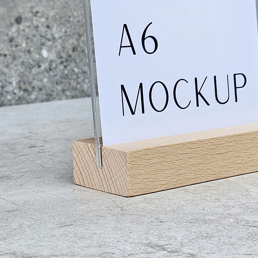 A6-menustandaard uit beukenhout met acrylhouder 105×40×20 mm groef 3,5×15 mm, hardwax